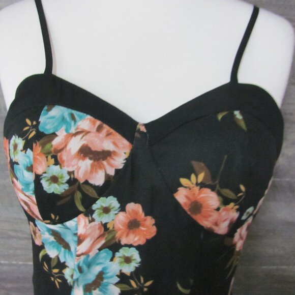 BAND OF THE GYPSIES LADIES STRAPLESS BOHO MAXI DRESS NWT - Picture 3 of 10